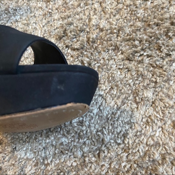 Vince Camuto Krysta Platform Heels - Picture 11 of 16